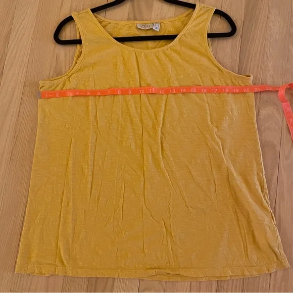 Logo by Lori Goldstein mustard, yellow 100% cotton burnout, tank top size large - Picture 5 of 9